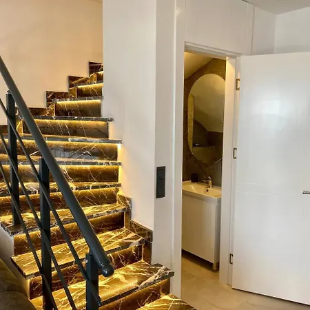 Boutique 16 - Experience *